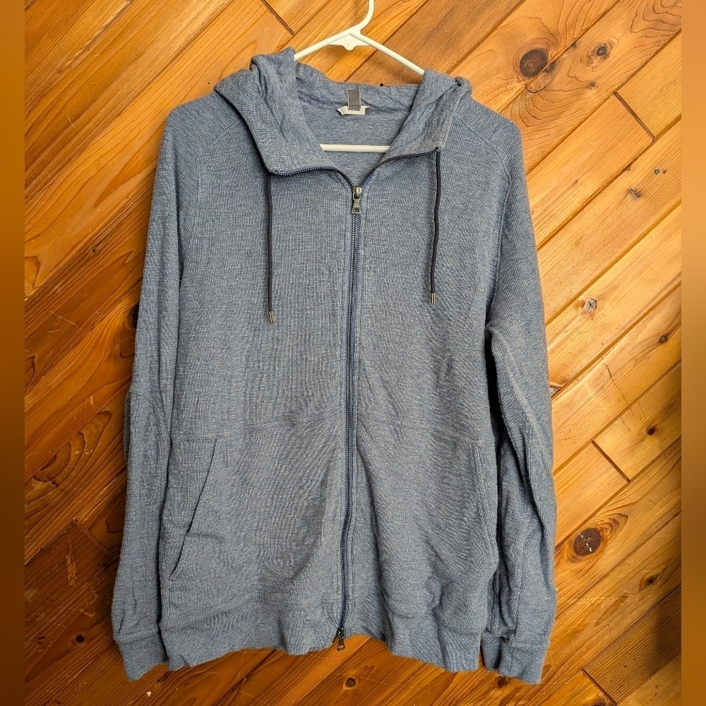 Vince Men's Blue Zip-Up Sweater Size Large